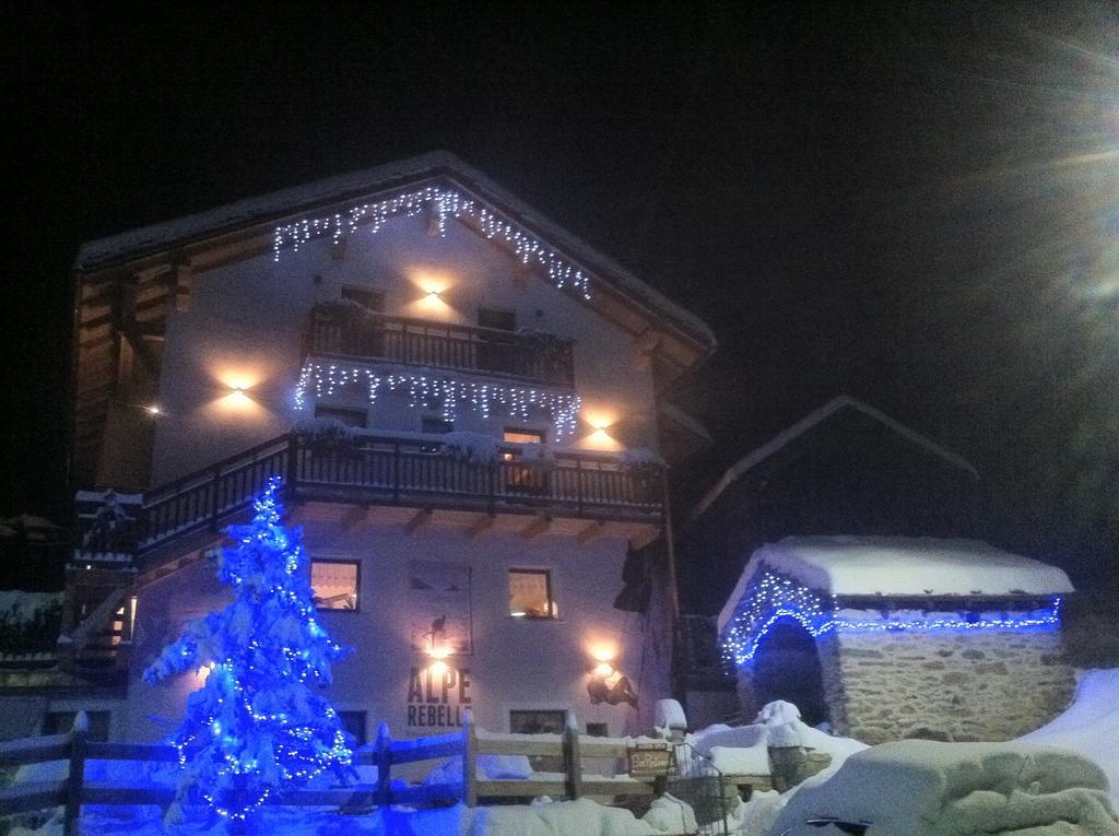 Bed and Breakfast Alpe Rebelle Bionaz Екстер'єр фото