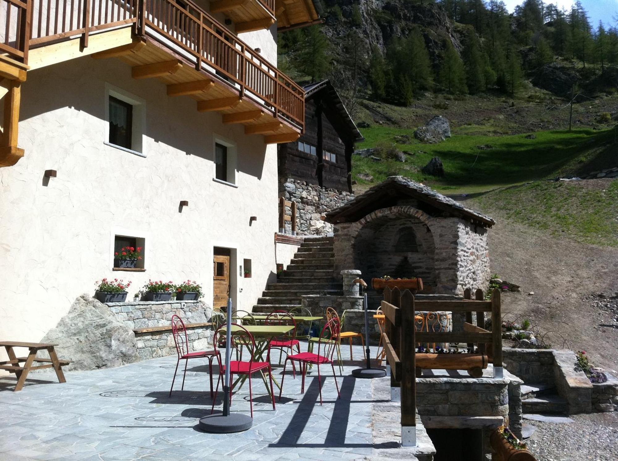 Bed and Breakfast Alpe Rebelle Bionaz Екстер'єр фото