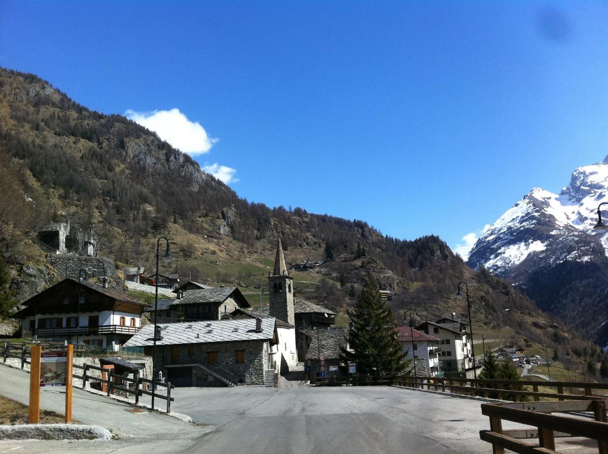 Bed and Breakfast Alpe Rebelle Bionaz Екстер'єр фото