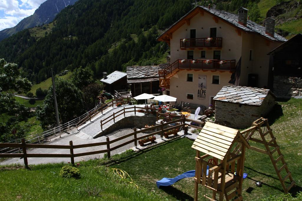 Bed and Breakfast Alpe Rebelle Bionaz Екстер'єр фото