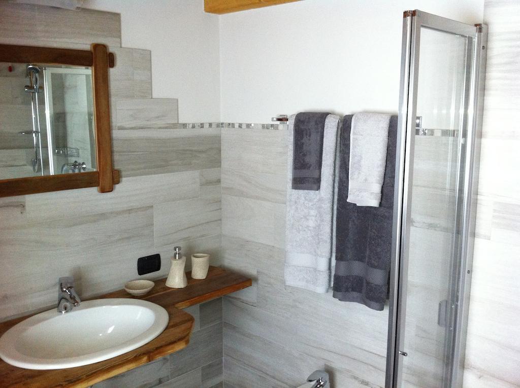 Bed and Breakfast Alpe Rebelle Bionaz Номер фото
